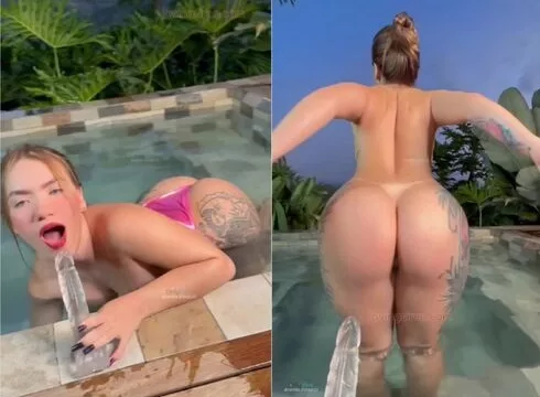 ANDREA RODAS – MASTURBANDOME EN LA ALBERCA ONLYFANS XXX